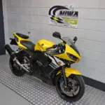 Gebruikte Yamaha YZF supersport met 600cc motor uit 2004 bij NIWA Motoren