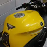 Gebruikte Yamaha YZF supersport met 600cc motor uit 2004 bij NIWA Motoren